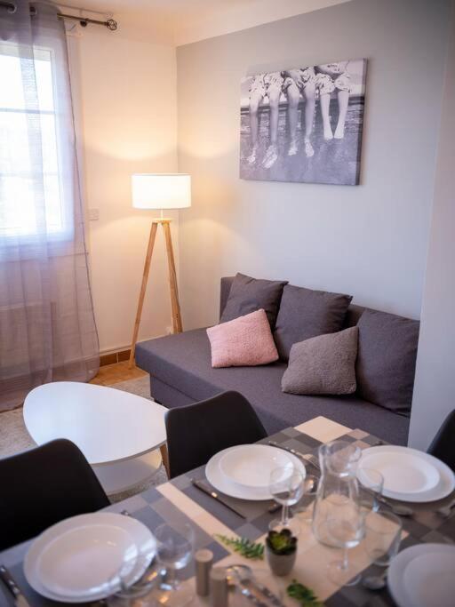 Appartement Tout Equipe Traversant 6 A 8 Couchages Marselha Exterior foto
